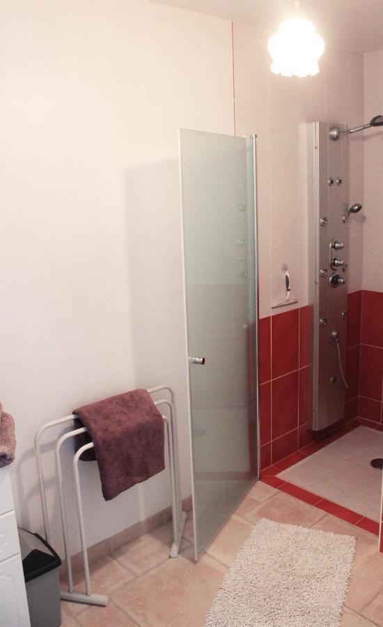 Domaine Du Jardin " Chambres D'Hotes " Saint-Jean-de-la-Haize Екстериор снимка