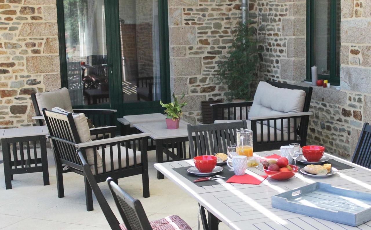 Domaine Du Jardin " Chambres D'Hotes " Saint-Jean-de-la-Haize Екстериор снимка